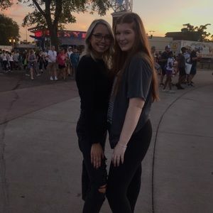 Meet your Posher, Alli